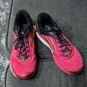 Brooks Ghost 9 Running Shoe-Hot Pink-Size 11